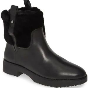 NWT Fitflop Mimie Shearling Ankle Boot size 10